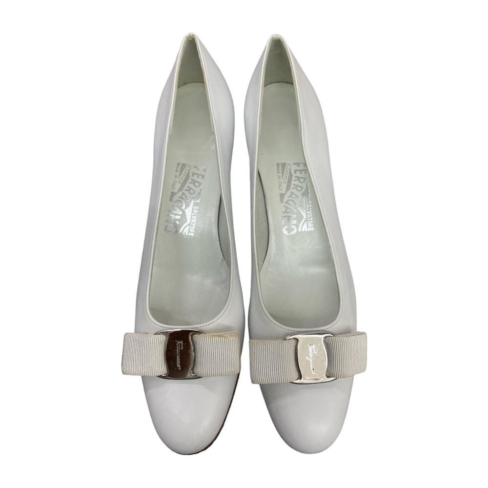 1980s/90s Salvatore Ferragamo
White Vara Leather Heels, Size 7 1/2...